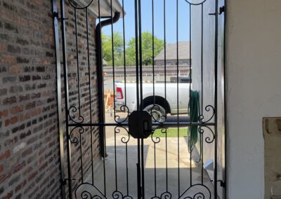 A fencing steel gates